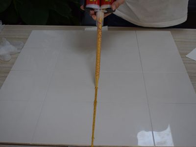 瓷磚美縫如何節(jié)省美縫劑的用量？
